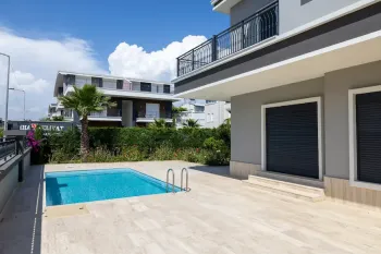 Modern Belek golf villas with private swimming pools